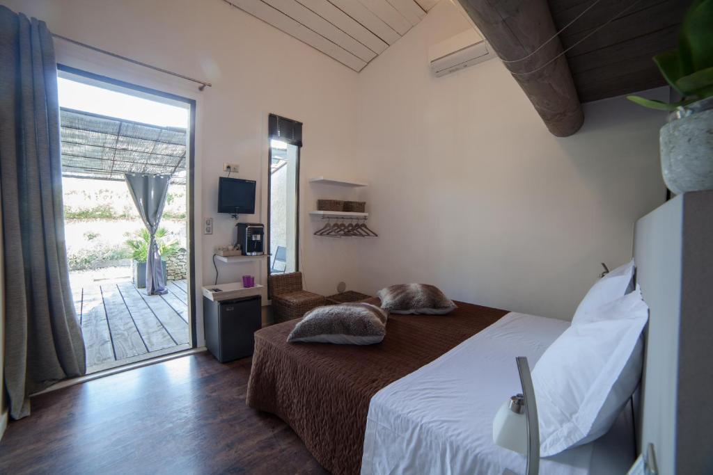 Eygalières L'Auberge De L'Aubergine الغرفة الصورة